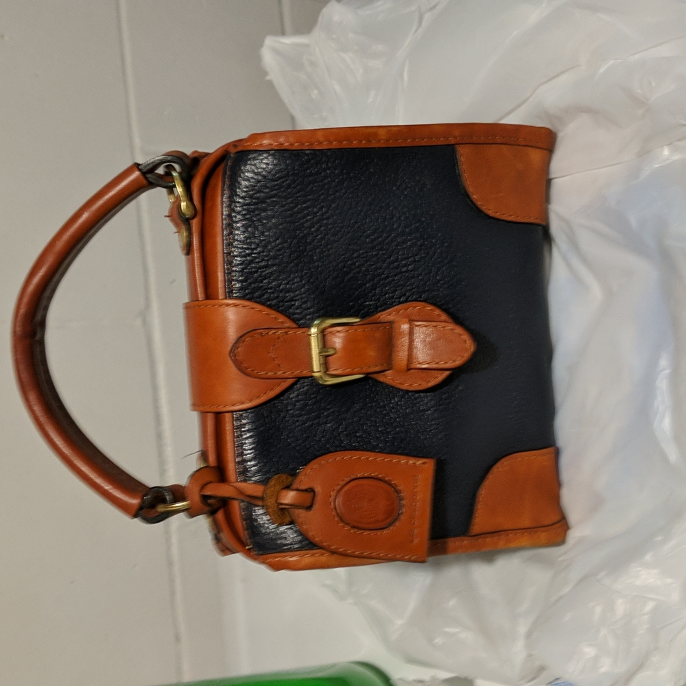 Pebble Leather Minnie Purse 👜